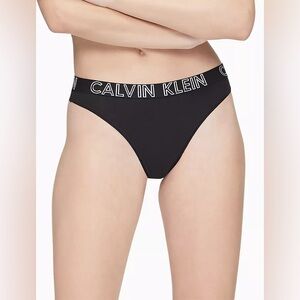 NEW Calvin Klein Women’s Ultimate Cotton Thong - Size SMALL Black Panties Tanga